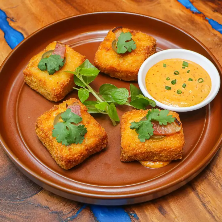 Mac 'N' Cheese Bites